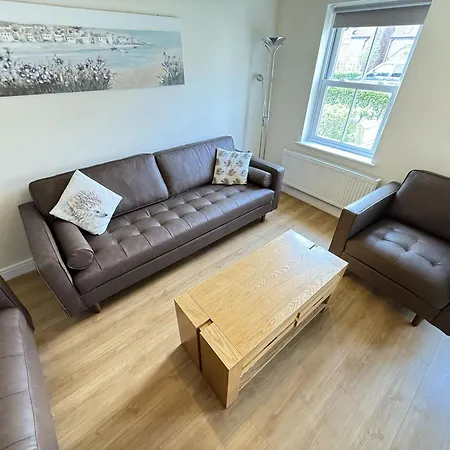 Maris - Part Of The The Bay Village With Pool, Gym And Direct Access, Pub, Restaurant, Tennis And Meadows Walks * Filey