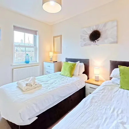 Maris - Part Of The The Bay Village With Pool, Gym And Direct Access, Pub, Restaurant, Tennis And Meadows Walks Filey