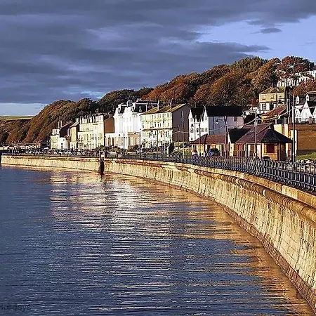 Maris - Part Of The The Bay Village With Pool, Gym And Direct Access, Pub, Restaurant, Tennis And Meadows Walks *