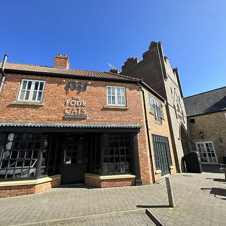Maris - Part Of The The Bay Village With Pool, Gym And Direct Access, Pub, Restaurant, Tennis And Meadows Walks *