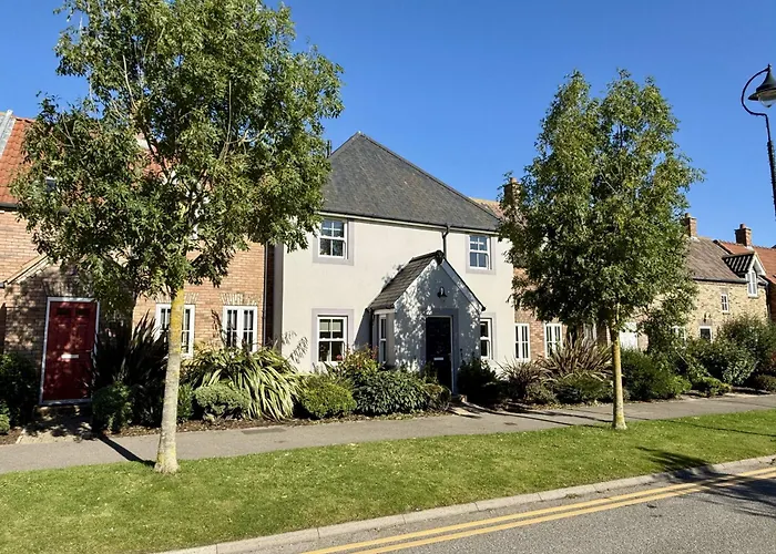 Maris - Part Of The The Bay Village With Pool, Gym And Direct Access, Pub, Restaurant, Tennis And Meadows Walks Hébergement de vacances