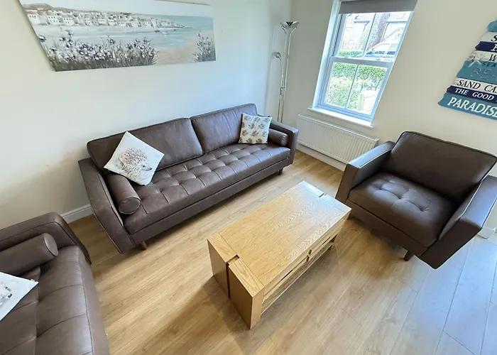 Maris - Part Of The The Bay Village With Pool, Gym And Direct Access, Pub, Restaurant, Tennis And Meadows Walks * Filey