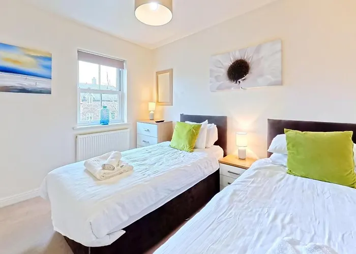 Maris - Part Of The The Bay Village With Pool, Gym And Direct Access, Pub, Restaurant, Tennis And Meadows Walks Filey