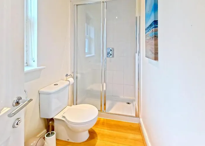 Hébergement de vacances Maris - Part Of The The Bay Village With Pool, Gym And Direct Access, Pub, Restaurant, Tennis And Meadows Walks