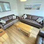 Maris - Part Of The The Bay Village With Pool, Gym And Direct Access, Pub, Restaurant, Tennis And Meadows Walks * פילי