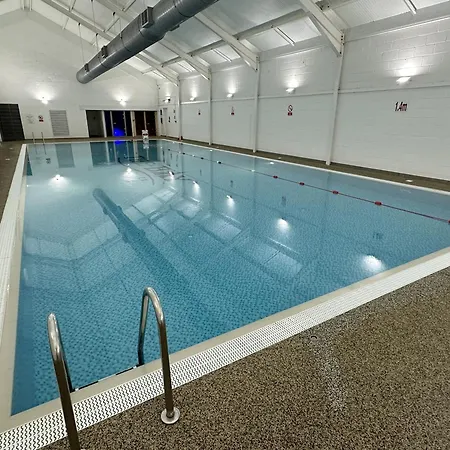 Maris - Part Of The The Bay Village With Pool, Gym And Direct Access, Pub, Restaurant, Tennis And Meadows Walks Semesterbostad