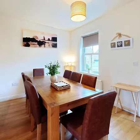 Maris - Part Of The The Bay Village With Pool, Gym And Direct Access, Pub, Restaurant, Tennis And Meadows Walks בית נופש *